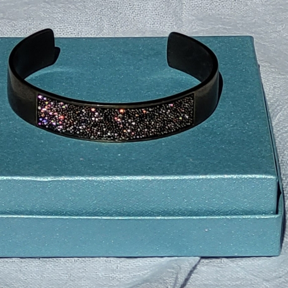 Touchstone Crystal Cuff Bracelet with Box - Picture 3 of 12